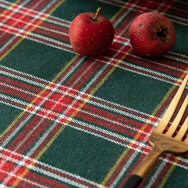 Toalha de Mesa Xadrez Natalina – Decoração de Natal - Outlet do Cazé