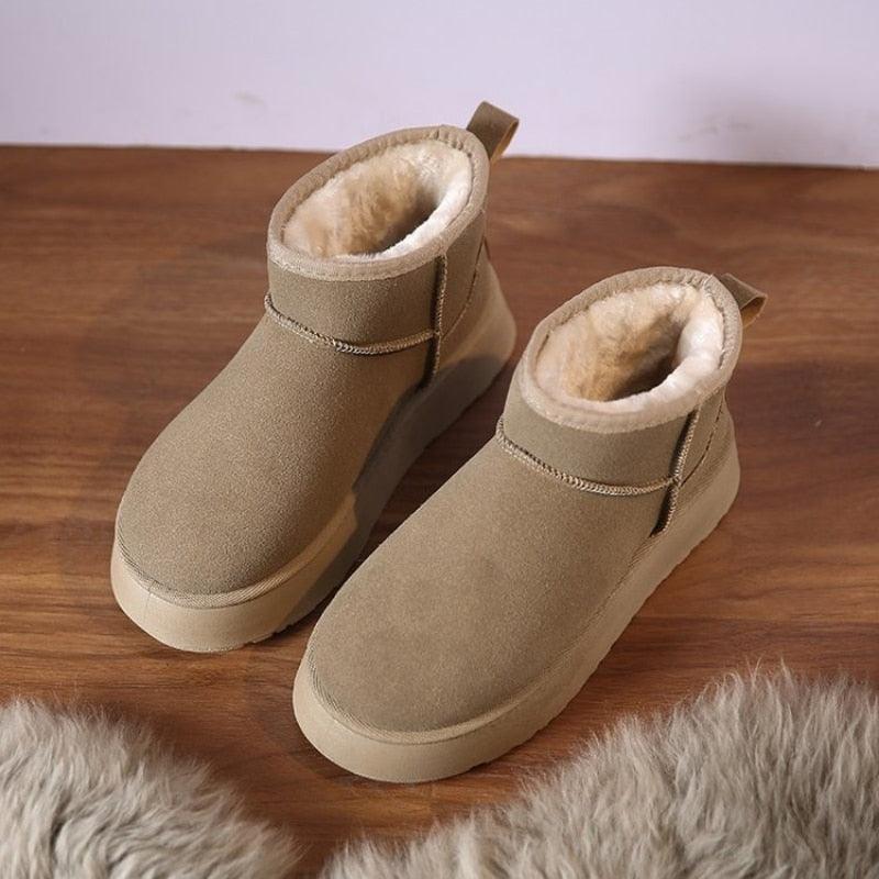 Bota Feminina de Neve Forrada com Pelúcia - Conforto e Estilo para o Inverno - Outlet do Cazé