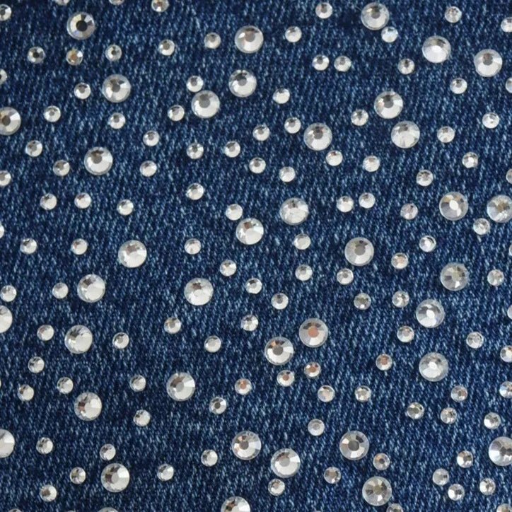 Cropped Feminino Jeans com Pedraria e Brilhos - Estilo e Glamour em Cada Detalhe - Outlet do Cazé